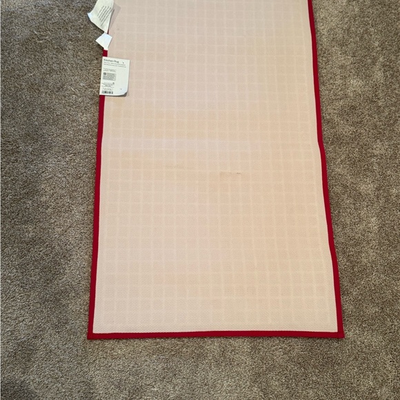 Target Red Accent Rug NWT - Picture 3 of 8